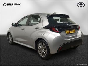 Toyota Yaris Hatchback Icon - Image 3