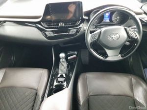 Toyota C-HR 1.8 HYBRID LUNA - Image 4
