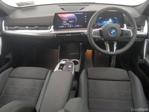 BMW iX2 eDrive20 M Sport - Image 4