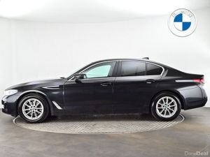 BMW 5-Series 520d SE Saloon - Image 3