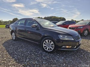 13 Volkswagen Passat Comfortline 2.0 TDi DSG Auto - Image 4