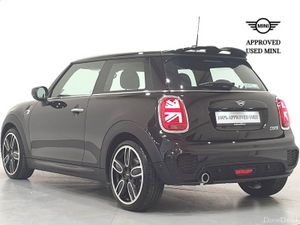 Mini Cooper 3-Door Cooper Sport - Image 3