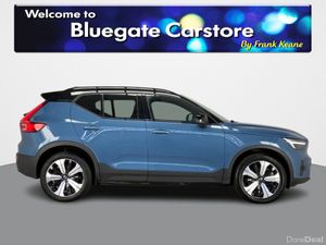 Volvo XC40 PLUS RECHARGE EV**FULL BLACK CLOTH INTE - Image 3