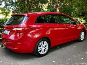 Hyundai i30 Tourer Estate Elite Edition 1.4 Crdi - Image 4