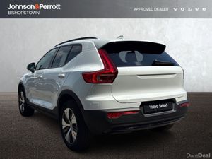 Volvo XC40 T4 211bhp PHEV Plus Dark (Two Year Volv - Image 4