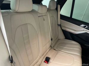 BMW X5 G05 XDRIVE 45E M Sport PRO - Image 4
