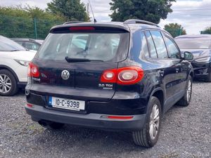 Volkswagen Tiguan 2010 - Image 4