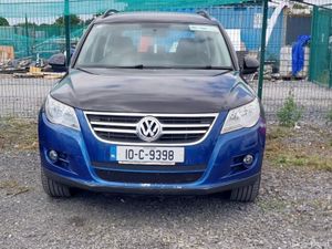 Volkswagen Tiguan 2010 - Image 2