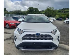 Toyota RAV4 4WD HYBRID G Package - Automatic - Low - Image 3
