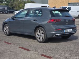 Volkswagen Golf 1.5 TSI 130HP - Image 2