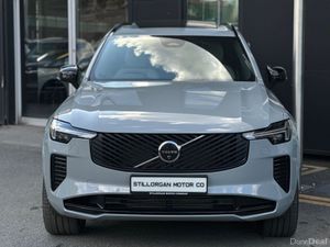 Volvo XC90 T8 Dark Plus AWD Auto (PHEV) - Image 2