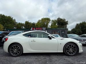17 TOYOTA GT 86 - Image 4