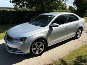 Volkswagen Jetta Comfortline 1.2 New NCT - Image 4