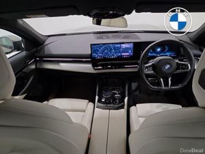 BMW 5-Series 530e M Sport Saloon - Image 4