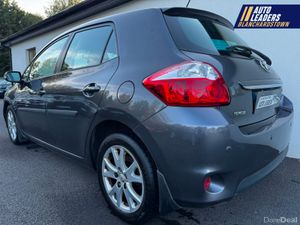 TOYOTA AURIS 1.4 D-4D TR 90 BHP - Image 4