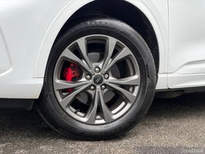 Ford Kuga ST-LINE EDITION PHEV - Image 3