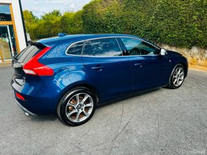 Volvo V40 FINANCE AVAILABLE FROM €47 P/W - Image 4