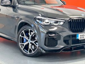 BMW X5 XDRIVE45E M SPORT #67 - Image 3