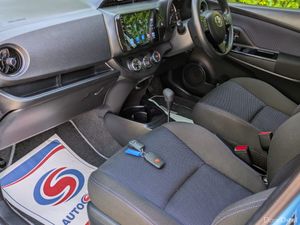 LOW MILEAGE TOYOTA YARIS 1.3 PETROL AUTO, 2016 - Image 3