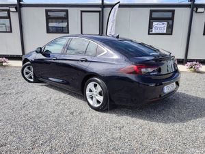 Opel Insignia GRAND SPORT ELITE 1.6 136PS 5DR - Image 4