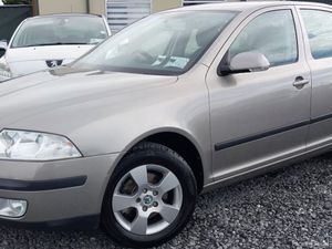 🔵 Skoda Octavia DUAL ZONE 1.4 5DR 80BHP LOW KM - Image 2