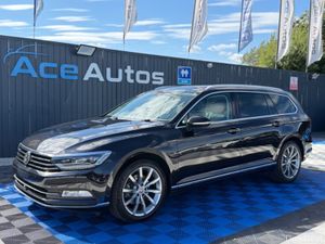 Volkswagen Passat HIGHLINE PREMIUM - 2.0L DIESEL - - Image 3