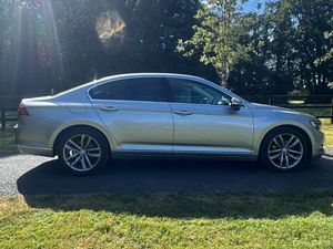 Volkswagen Passat GT 2.0TDI Bluemotion - Image 2