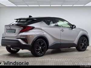 Toyota C-HR Hybrid Safety + - Image 3