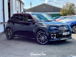 RENAULT 5 E-TECH ICONIC 52kw JET BLACK - Image 2