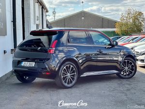 RENAULT 5 E-TECH ICONIC 52kw JET BLACK - Image 4