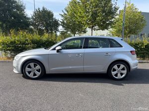 Audi A3 SPORT 1.6 TDI MANUAL*FULL SERVICE HISTORY* - Image 2