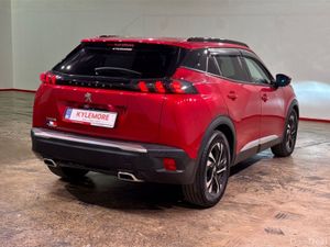 Peugeot 2008 1.2 AUTOMATIC SUV - ALLURE EDITION - - Image 4
