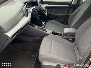 Volkswagen Golf 1.0 TSI 110HP Life - Image 4