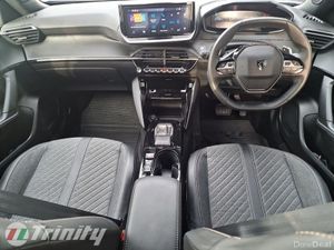 Peugeot 2008 ** DEMO HYBRID ** PREMIUM FEATURES ** - Image 2