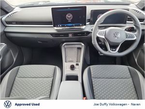 Volkswagen T-Roc R-LINE 1.5TSI 150HP AUTO - Image 3