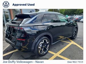 Volkswagen T-Roc R-LINE 1.5TSI 150HP AUTO - Image 4
