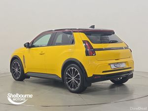 Renault 5 E-Tech Hatchback Iconic Five + - Image 3