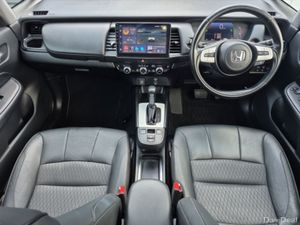 Honda Fit ** E HYBRID ** AUTO ** TRINITY MOTORS ** - Image 2