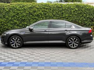 Volkswagen Passat GTE 1.4 HYBRID AUTO // MAIN DEAL - Image 3