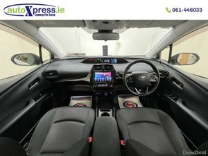 Toyota Prius S 1.8 Hybrid Automatic, Reversing cam - Image 2