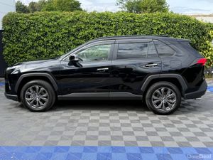Toyota RAV4 G-SPEC 2.5 HYBRID AUTO // TINY MILEAGE - Image 3