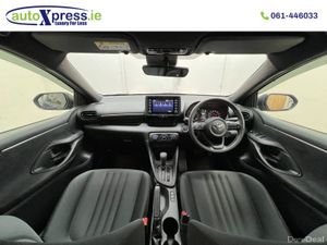 Toyota Yaris 1.0 - Image 2