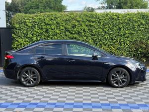Toyota Corolla WXB EDITION 1.8 HYBRID AUTO // SERV - Image 2
