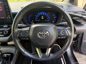 Toyota Corolla WXB EDITION 1.8 HYBRID AUTO // SERV - Image 4