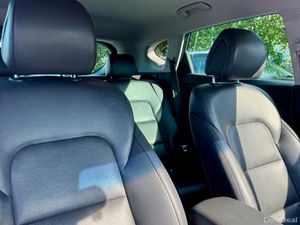 Hyundai Tucson 2016 Premium Model top spec - Image 4
