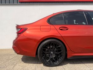 BMW 3-Series 320D M-Sport Individual Sun-Roof 2022 - Image 4