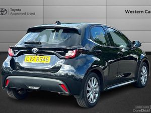 Toyota Yaris 1.5 VVT-h Icon E-CVT Euro 6 (s/s) 5dr - Image 2