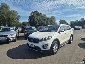 Kia Sorento Platinum 5DR - Image 3