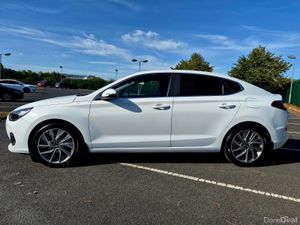 2018 HYUNDAI I30 1.0T FASTBACK LOW MILES - Image 3