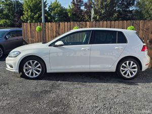 Volkswagen Golf HIGHLINE - 34K KMS - Image 4